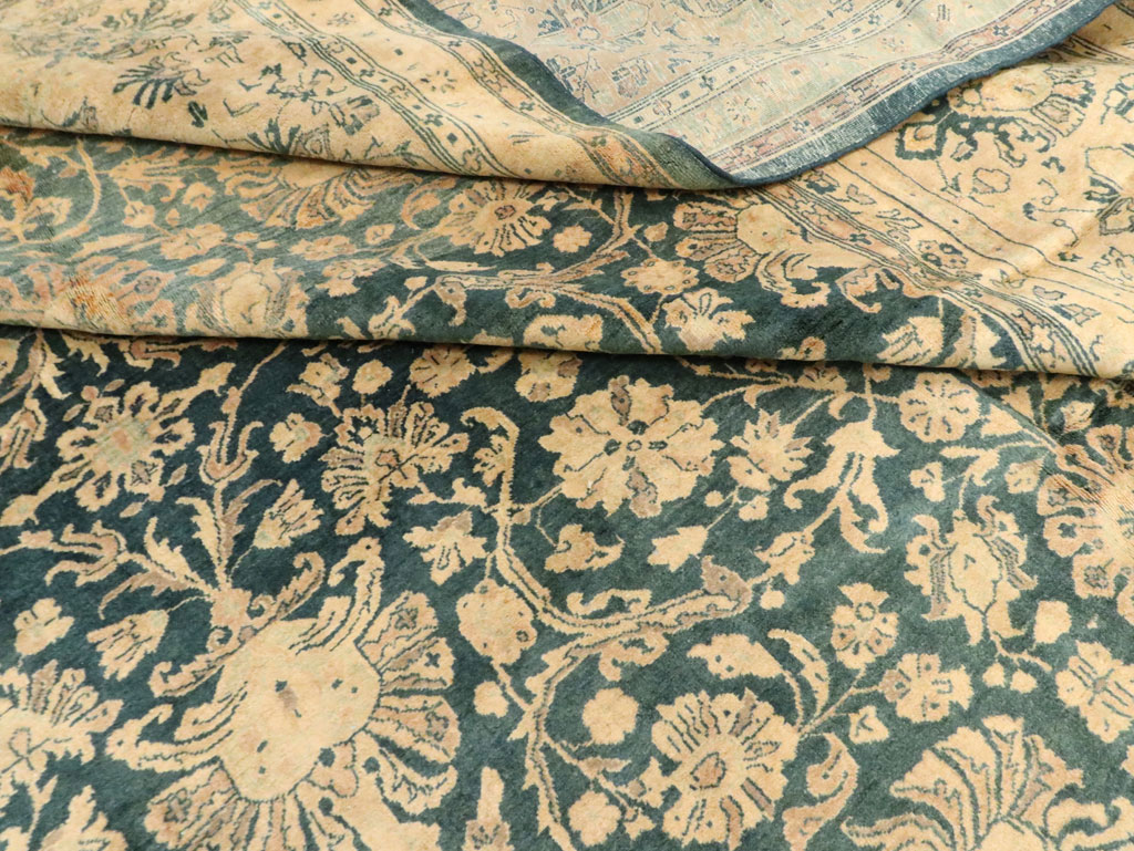 Antique Persian Sarouk Carpet, No.8616 - Gss