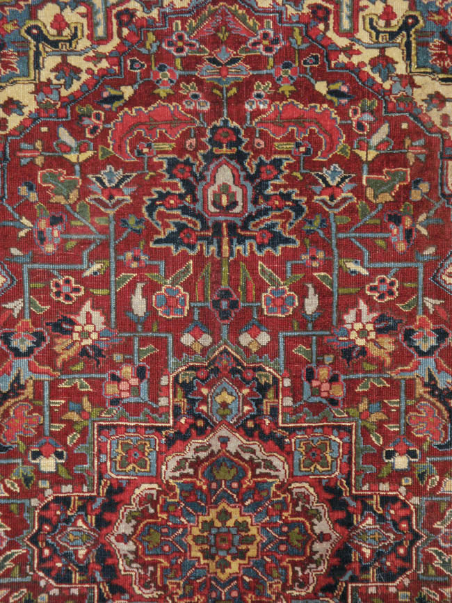 Vintage Persian Heriz Carpet, No.8713 - Gss