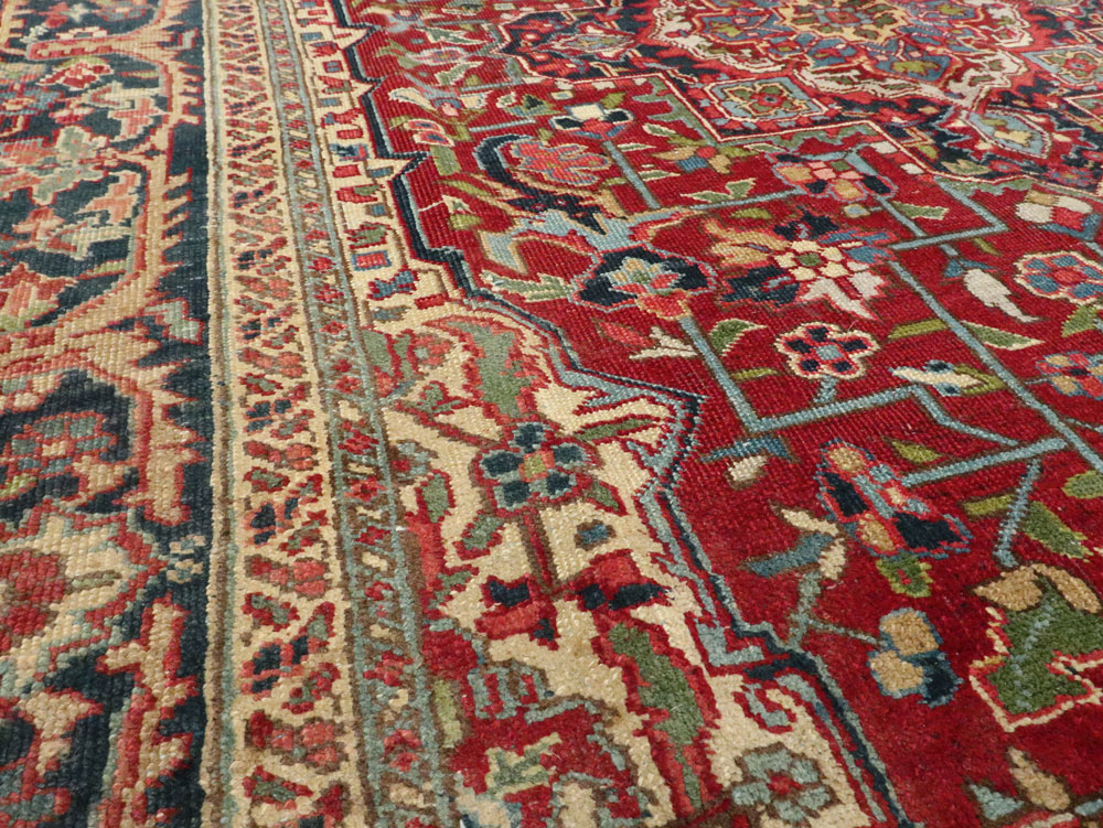 Vintage Persian Heriz Carpet, No.8713 - Gss