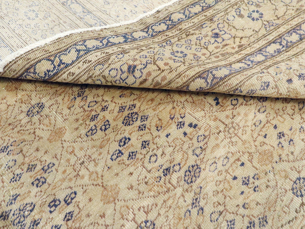 Vintage Turkish Sivas Carpet, No.8734 - Gss