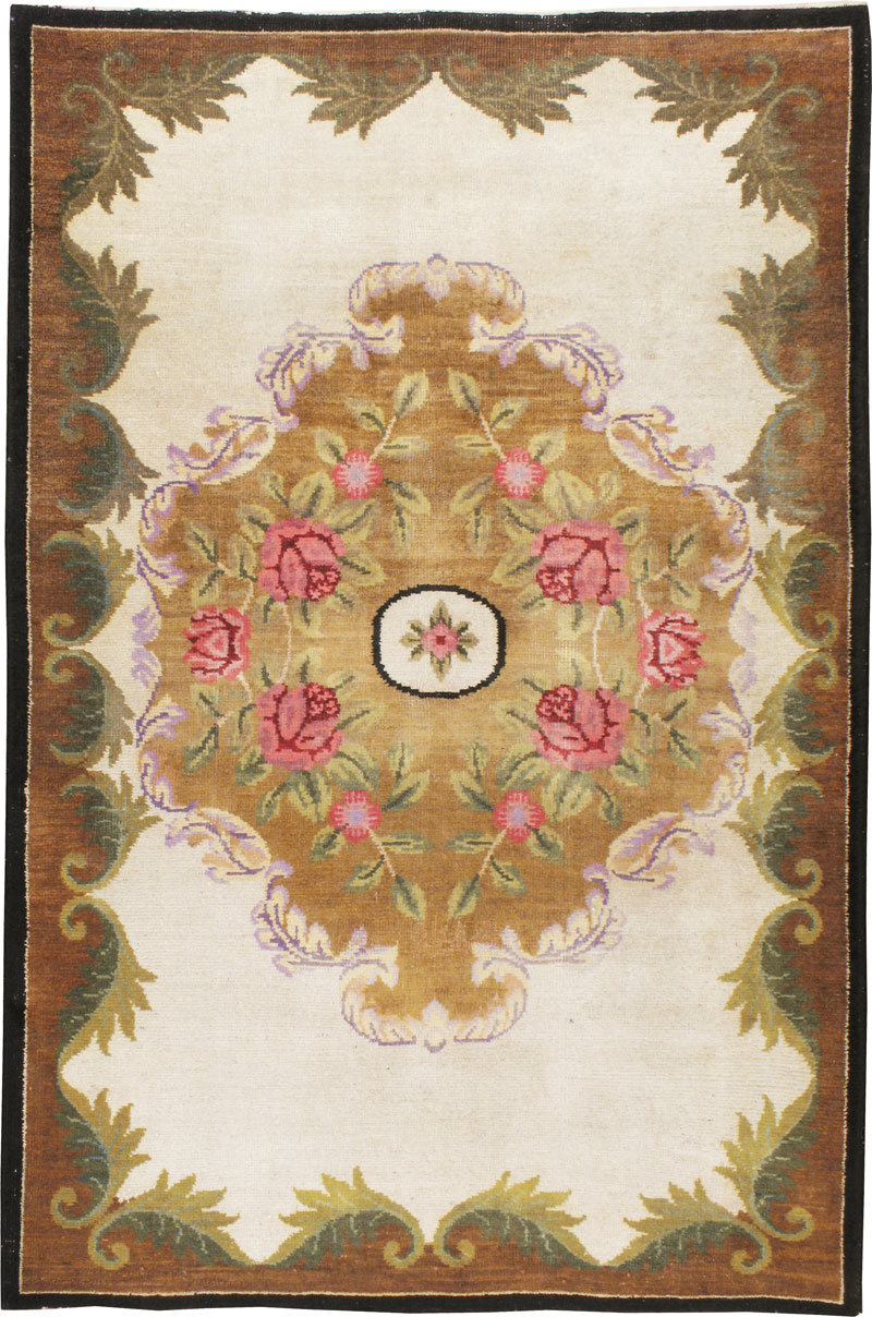 Vintage European Continental Carpet, No.8774 - Gss