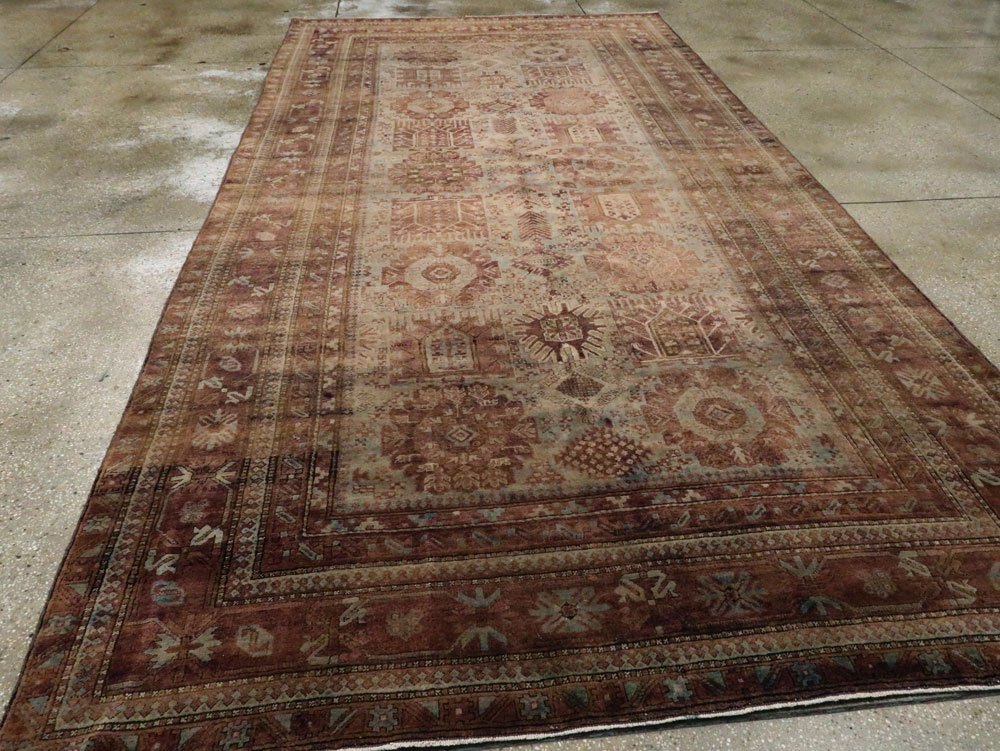 Antique Indian Agra Gallery Carpet, No.8782 - Gss