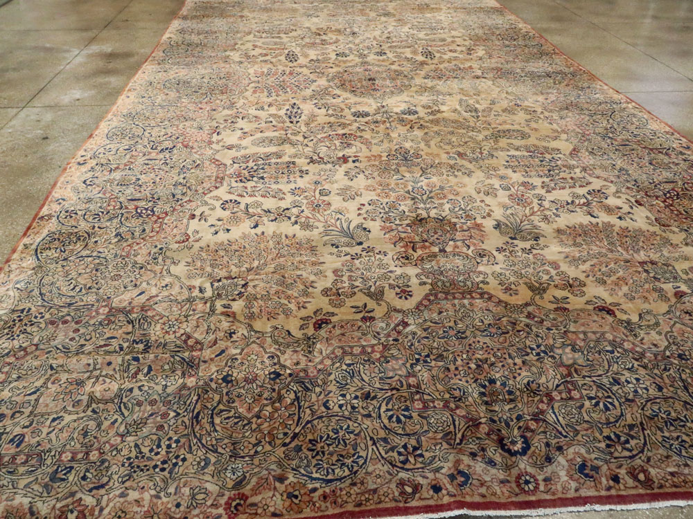 Vintage Persian Kerman Carpet, No.8822 - Gss