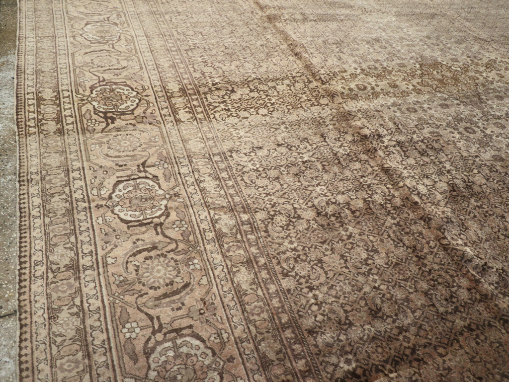 Antique Persian Tabriz Carpet, No.8864 - Gss