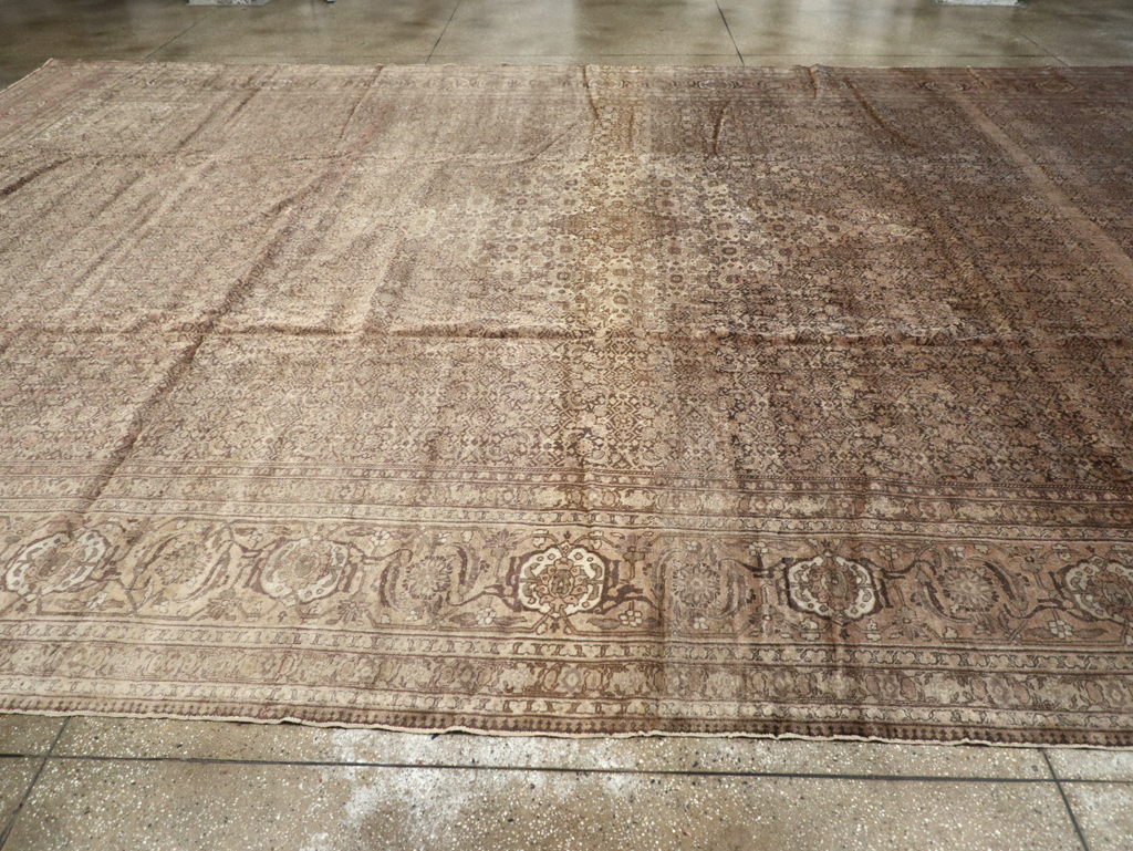 Antique Persian Tabriz Carpet, No.8864 - Gss