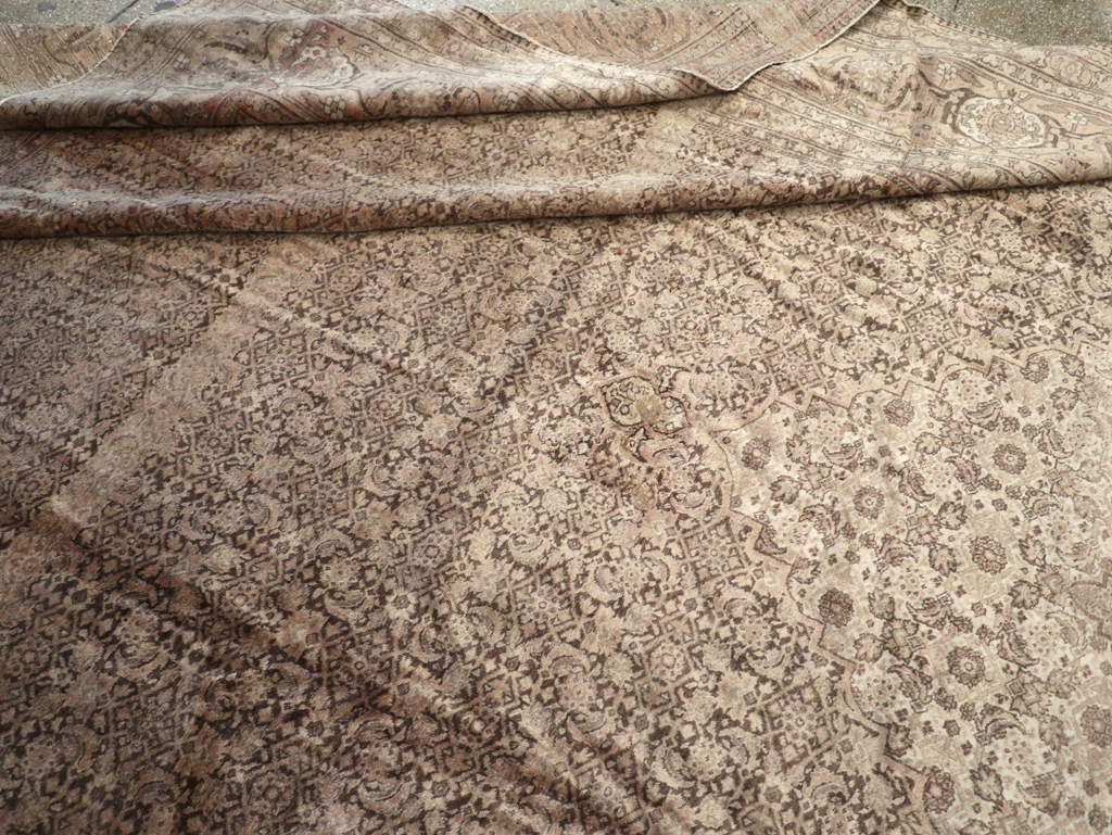 Antique Persian Tabriz Carpet, No.8864 - Gss