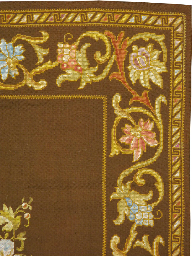 Vintage Ukrainian Needlepoint Accent Rug, No.8879 - Gss