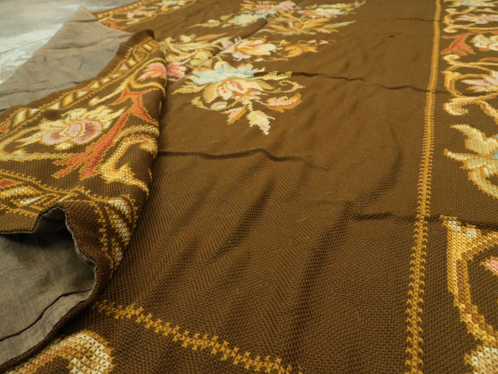 Vintage Ukrainian Needlepoint Accent Rug, No.8879 - Gss