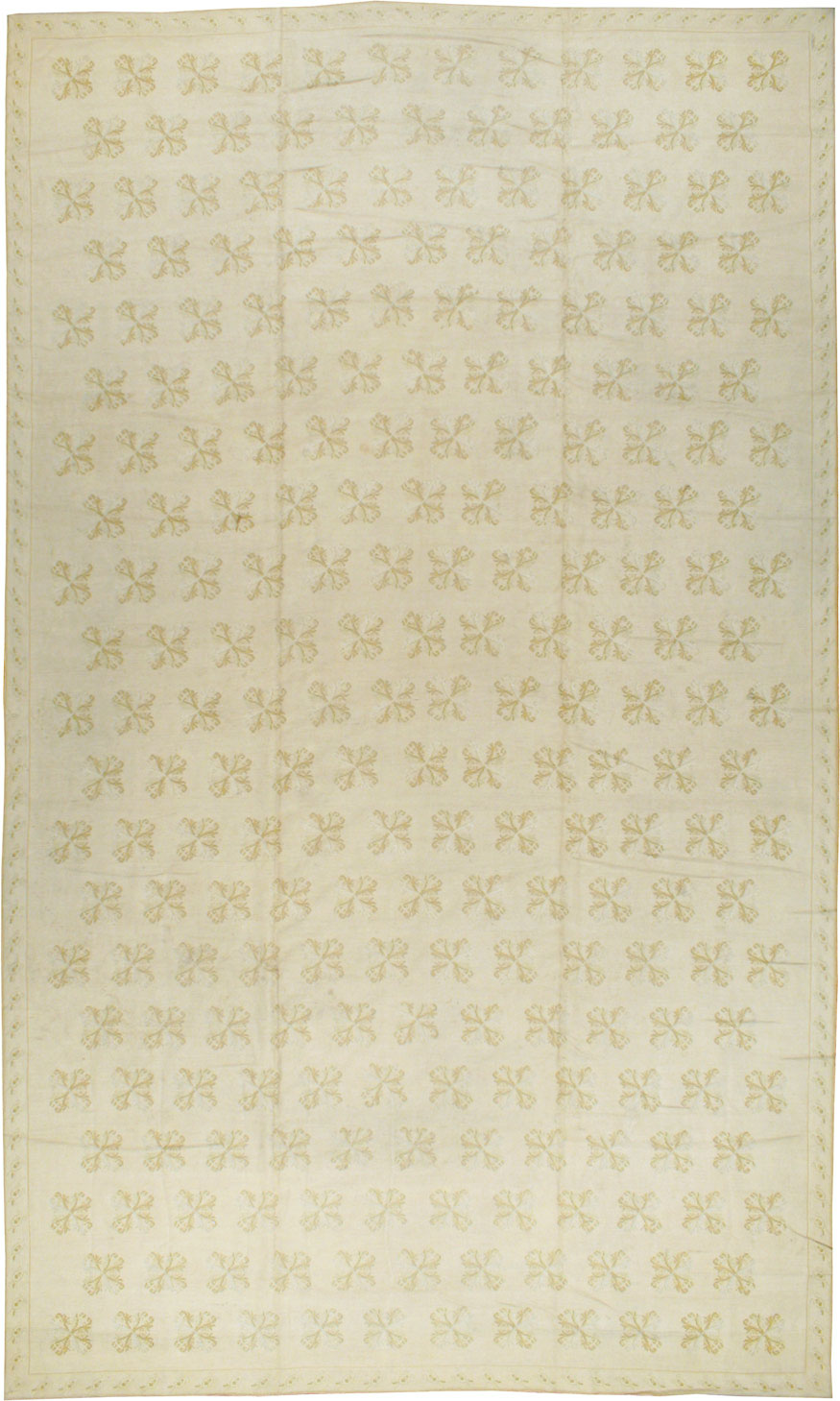 Vintage Portugal Needlepoint Carpet, No.8908 - Gss