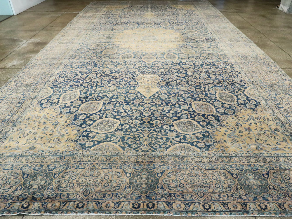 Antique Persian Lavar Kerman Carpet, No.8937 - Gss