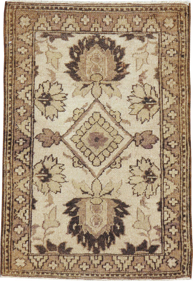 Antique Indian Agra Rug, No.9067 - Gss