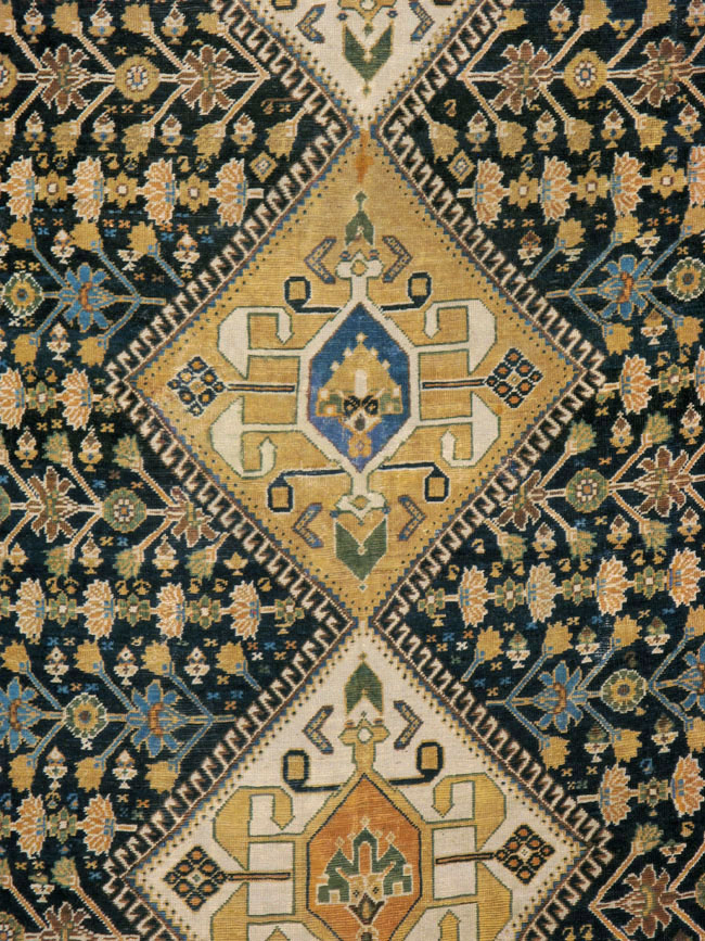 Antique Persian Shiraz Gallery Carpet, No.9147 - Gss