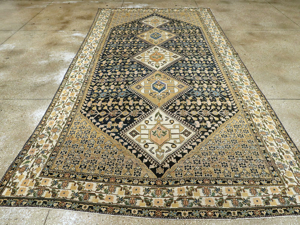 Antique Persian Shiraz Gallery Carpet, No.9147 - Gss