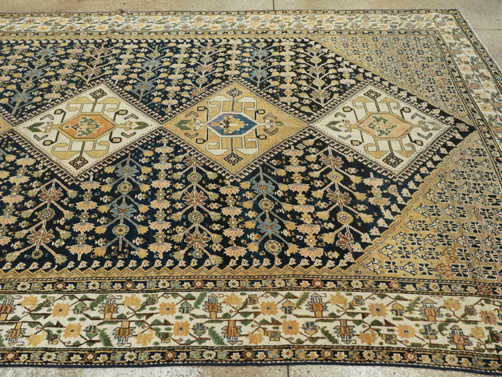 Antique Persian Shiraz Gallery Carpet, No.9147 - Gss