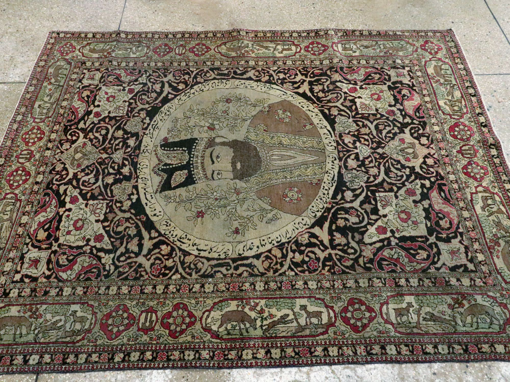 Antique Persian Isfahan Pictorial Carpet, No.9223 - Gss