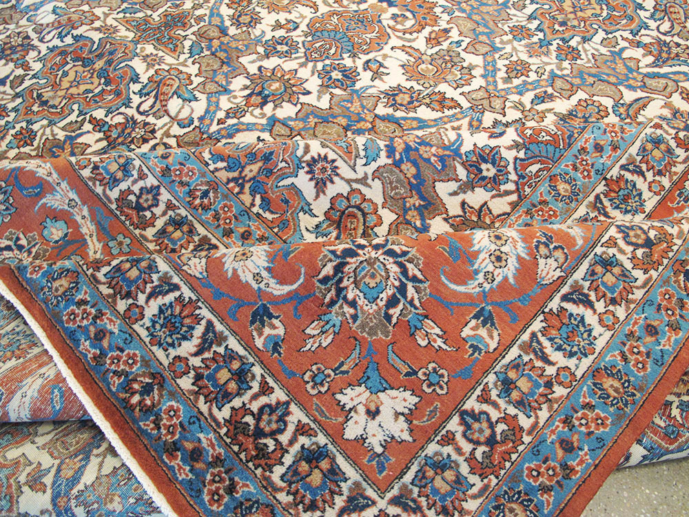 Vintage Persian Isfahan Carpet, No.9238 - Gss