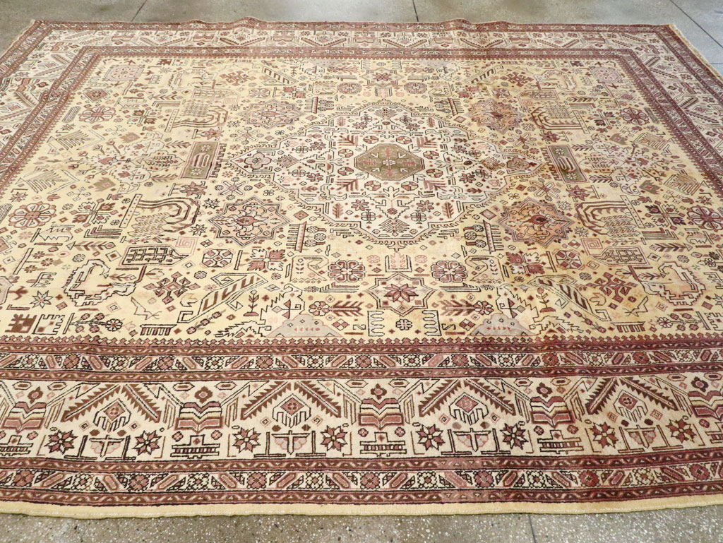 Vintage Persian Tabriz Carpet, No.9259 - Gss