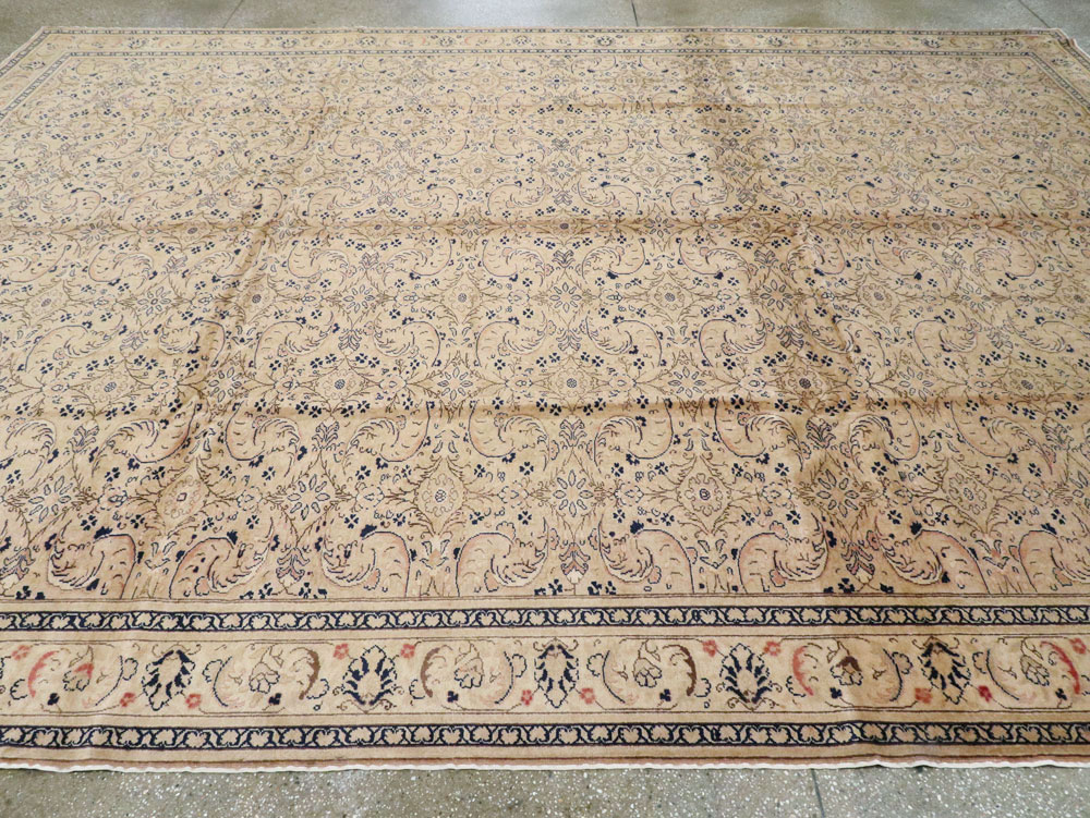 Vintage Turkish Sivas Room Size Carpet, No.9367 - Gss
