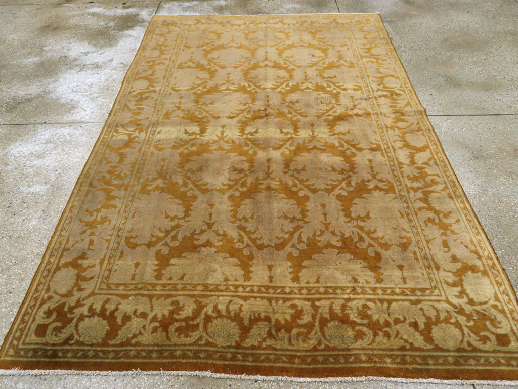 A Lahore Carpet, No.9378 - Gss