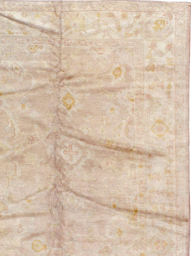 An Oushak Carpet, No.9382 - Gss