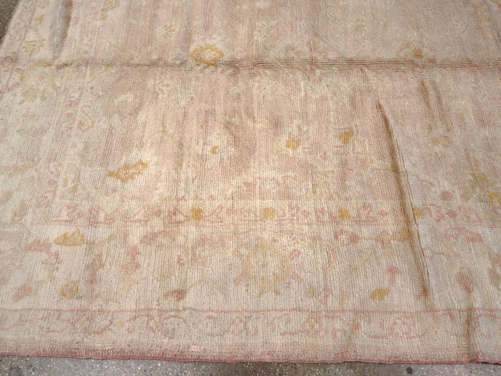 An Oushak Carpet, No.9382 - Gss