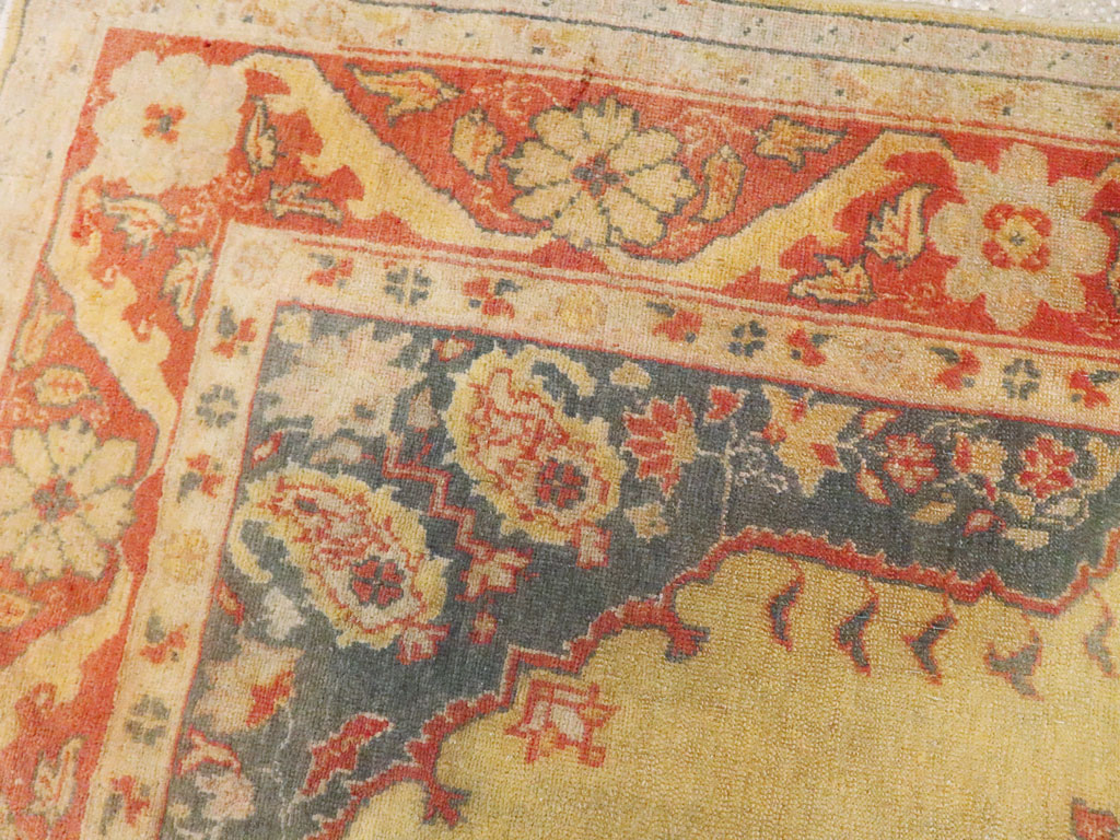 An Oushak Carpet, No.9395 - Gss