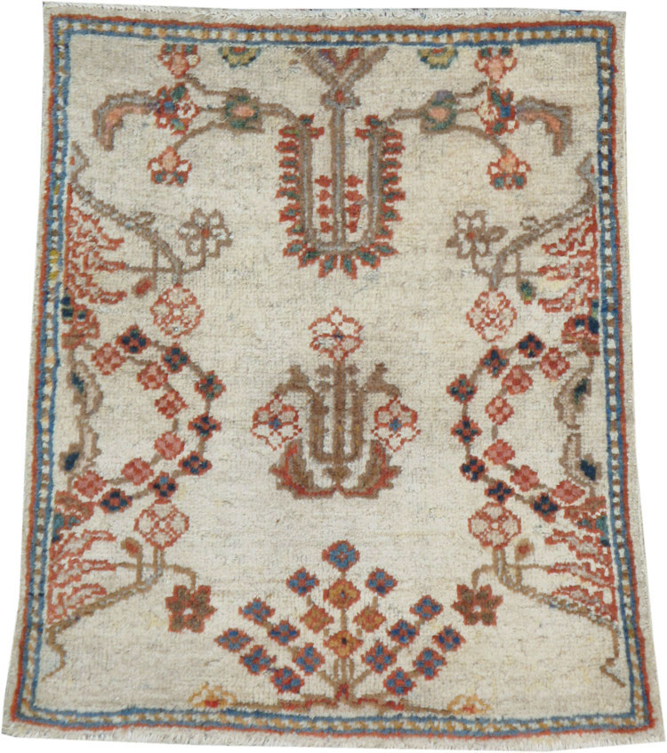 Antique Persian Mahal Rug, No.9460 - Gss