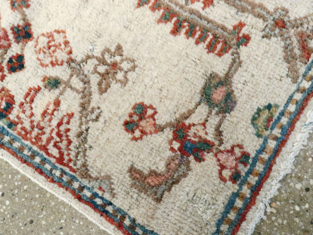 Antique Persian Mahal Rug, No.9460 - Gss