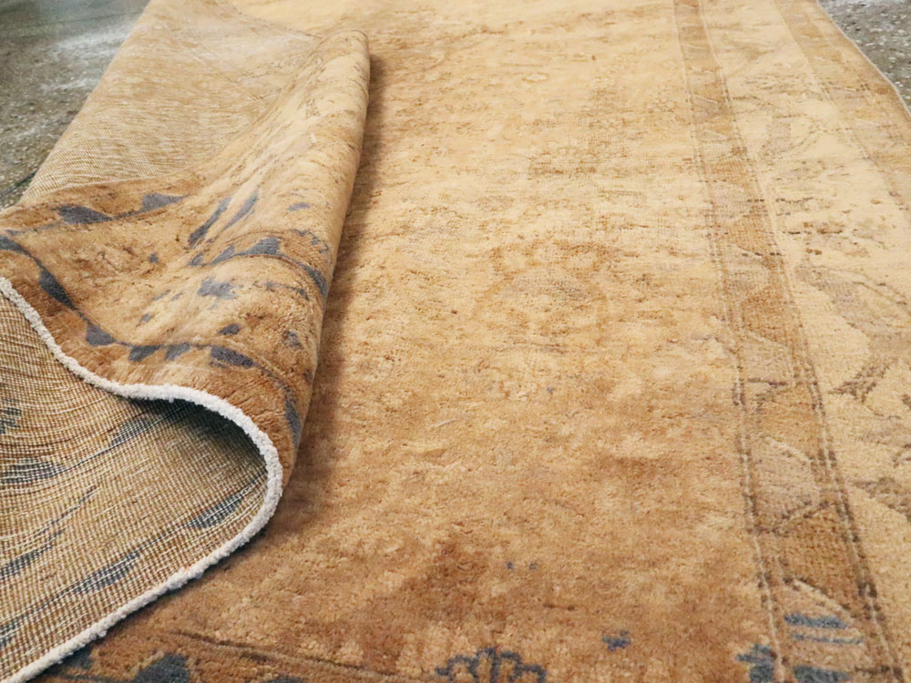 An Agra Rug, No.9594 - Gss