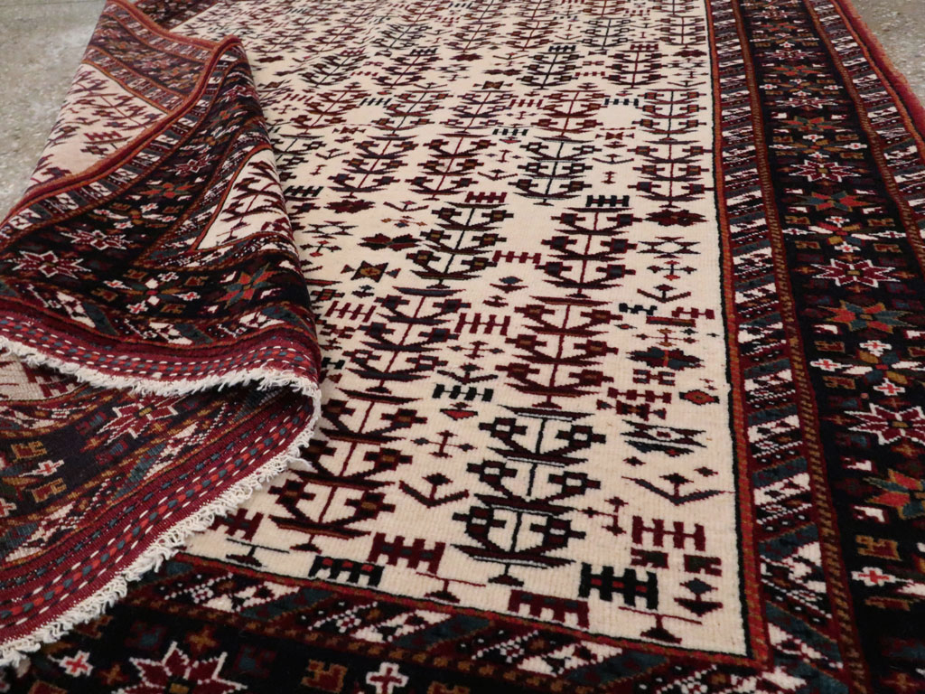 Vintage Persian Qashqai Carpet, No.9616 - Gss