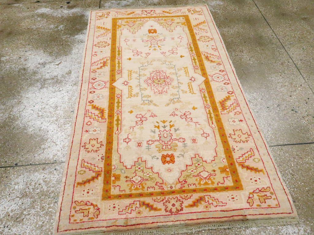 Antique Turkish Oushak Rug, No.9640 - Gss