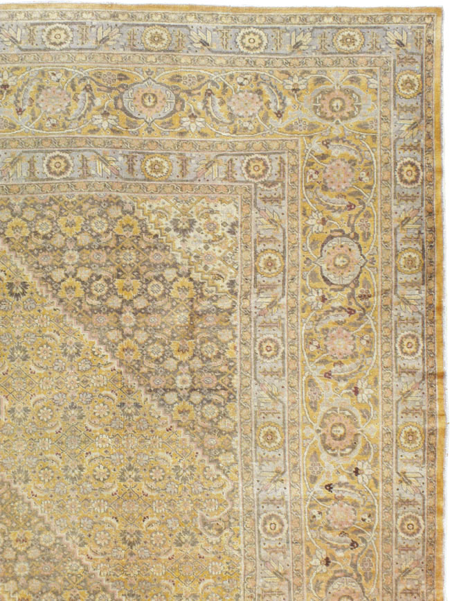Antique Persian Tabriz Carpet, No.9669 - Gss