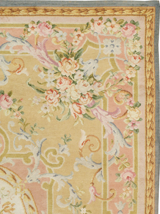 Vintage European Savonnerie Carpet, No.9835 - Gss