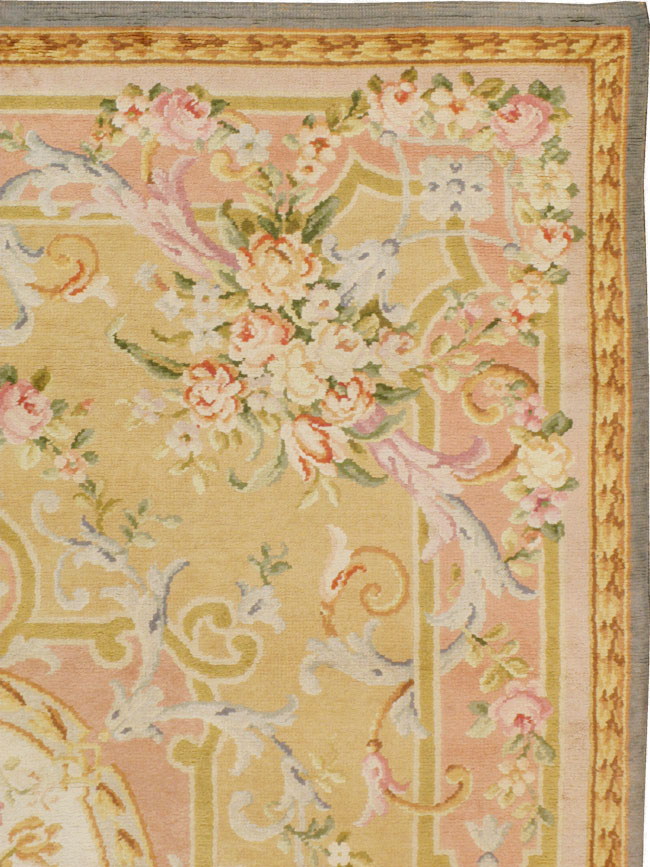 Vintage European Savonnerie Carpet, No.9835 - Gss