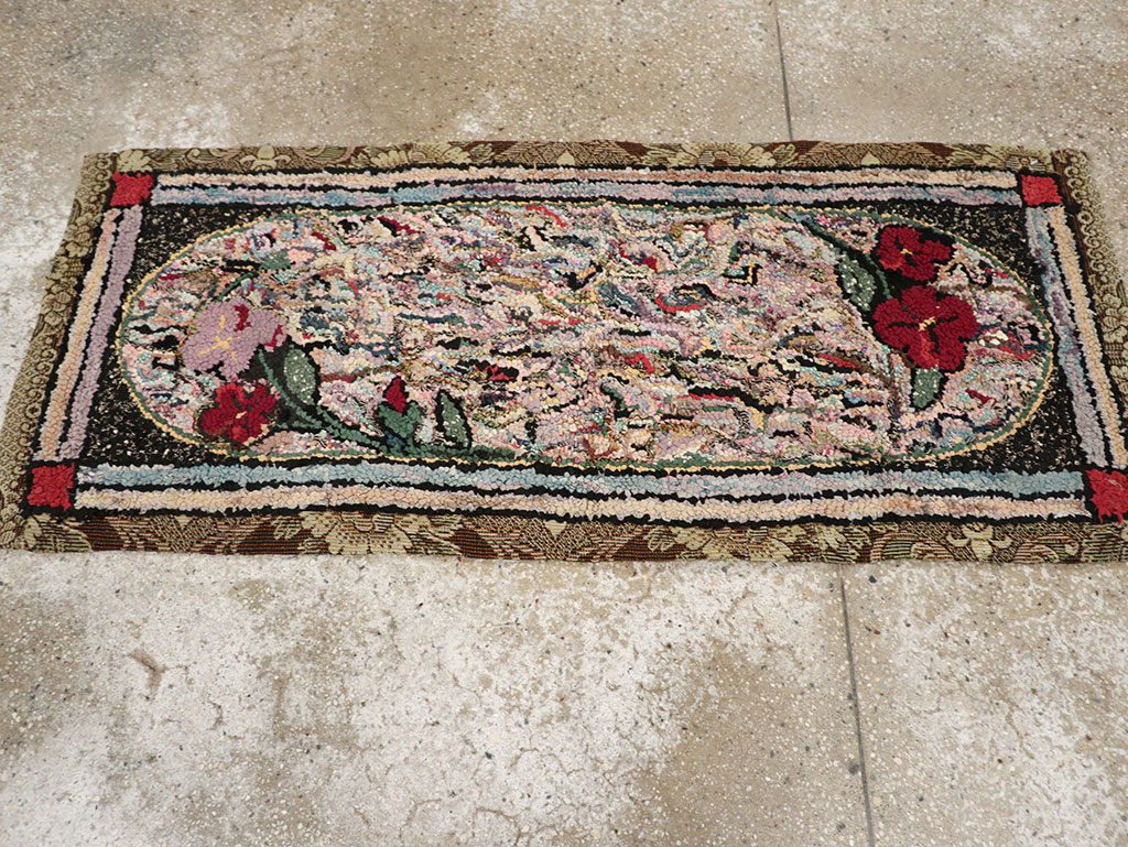 Vintage American Hook Throw Rug, No.9857 - Gss