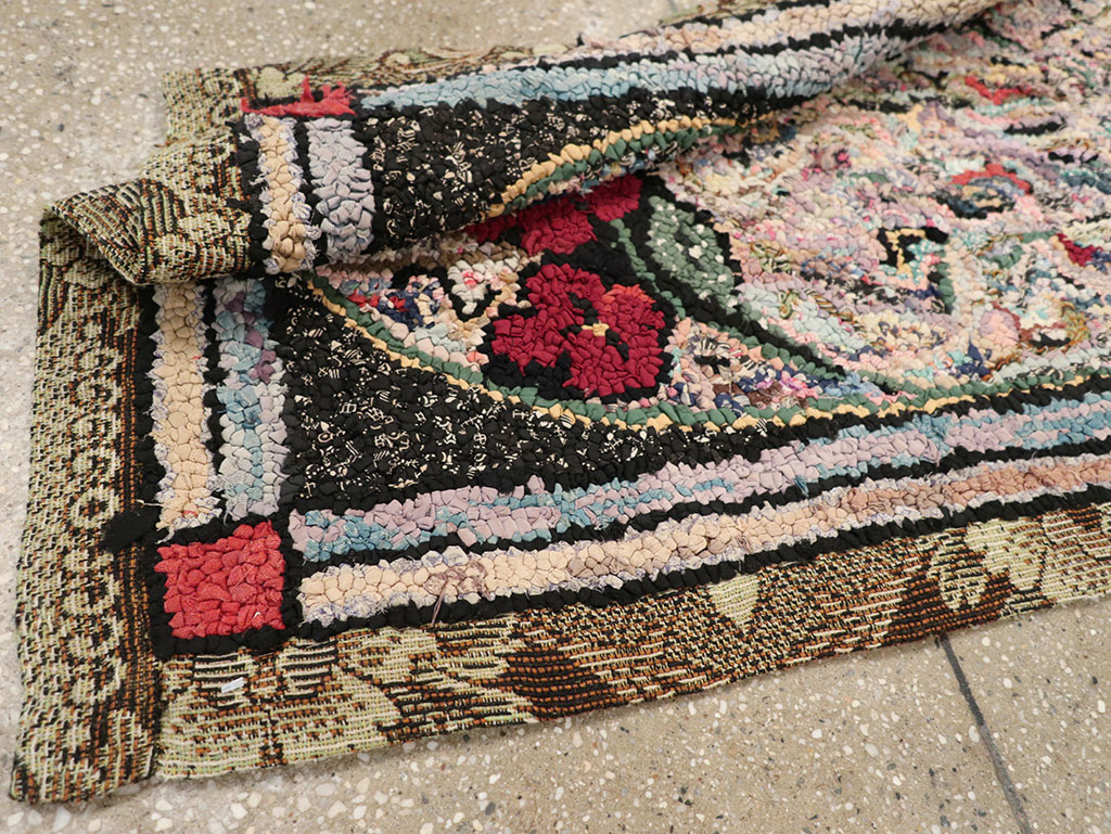 Vintage American Hook Throw Rug, No.9857 - Gss