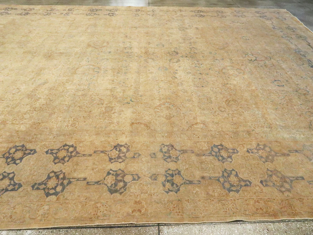 Antique Persian Lavar Kerman Carpet, No.9905 - Gss