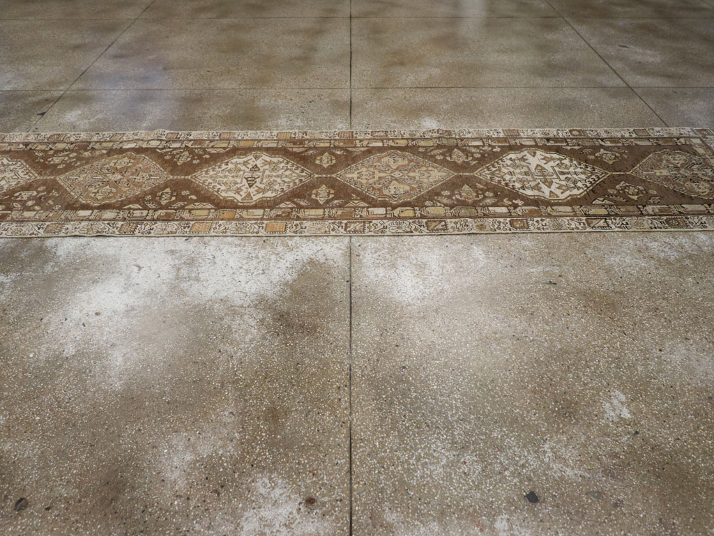 A Serab Runner, No.9949 - Gss