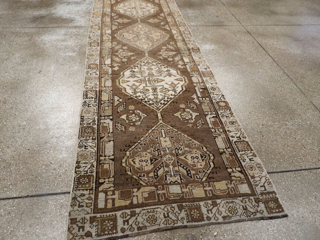 A Serab Runner, No.9949 - Gss